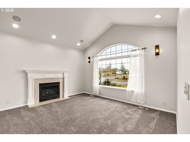 1284 ALDERBROOK Ln, Eugene, OR 97404