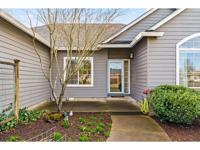 1284 ALDERBROOK Ln, Eugene, OR 97404