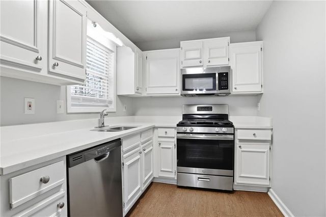 113 Hampton Drive, Dallas, GA 30132