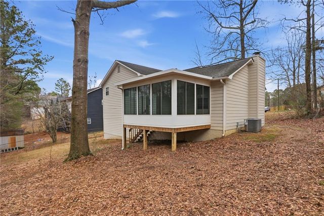 113 Hampton Drive, Dallas, GA 30132