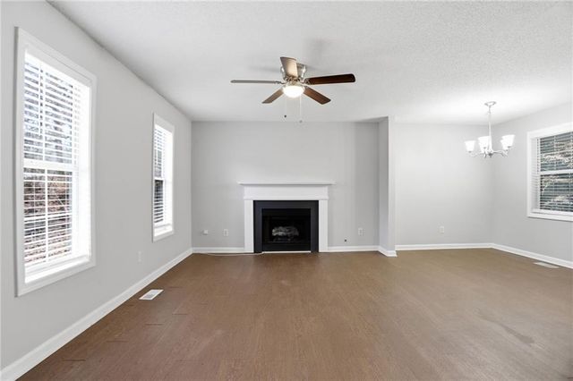 113 Hampton Drive, Dallas, GA 30132