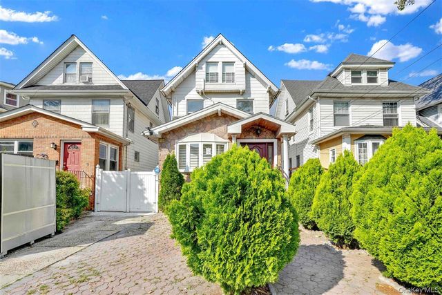 86-44 104th Street, Richmond Hill, NY 11418