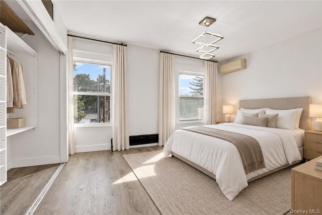 86-44 104th Street, Richmond Hill, NY 11418