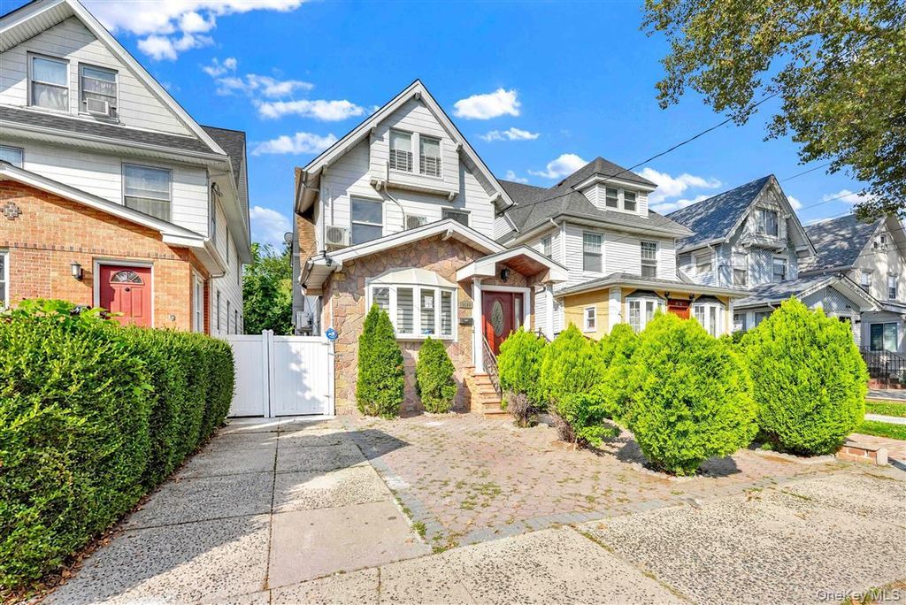 86-44 104th Street, Richmond Hill, NY 11418 — photo 2