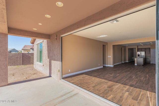 6909 W GWEN Street, Laveen, AZ 85339
