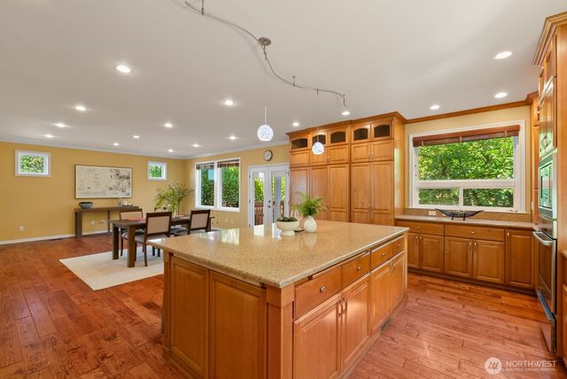3717 Olympic Boulevard, University Place, WA 98466