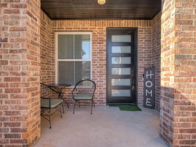5705 Tiger Stone Drive, Mustang, OK 73064