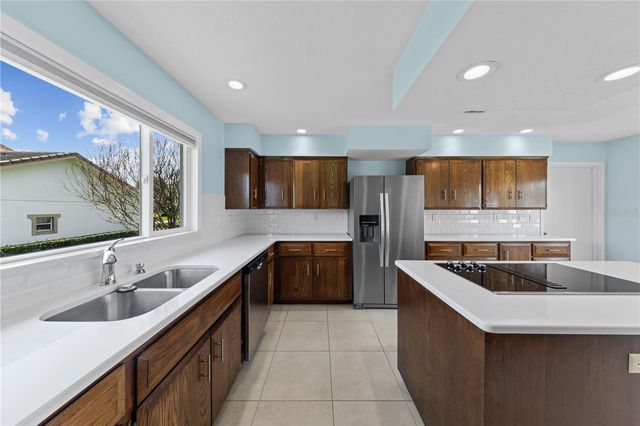 121 ARROWHEAD LANE, Haines City, FL 33844