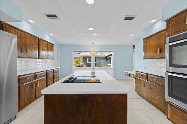 121 ARROWHEAD LANE, Haines City, FL 33844