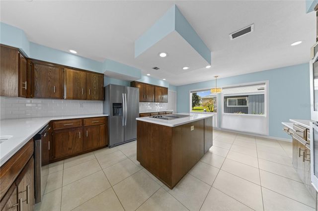 121 ARROWHEAD LANE, Haines City, FL 33844