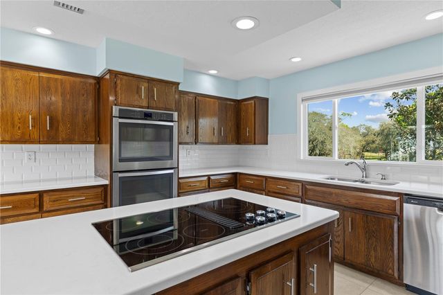 121 ARROWHEAD LANE, Haines City, FL 33844