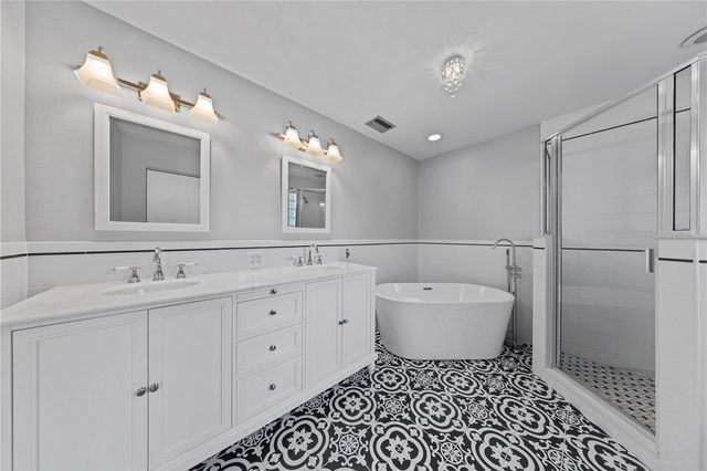 121 ARROWHEAD LANE, Haines City, FL 33844