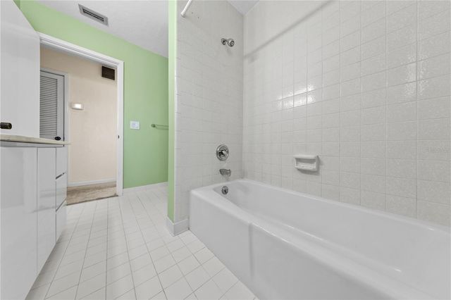 121 ARROWHEAD LANE, Haines City, FL 33844