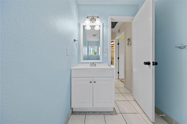 121 ARROWHEAD LANE, Haines City, FL 33844