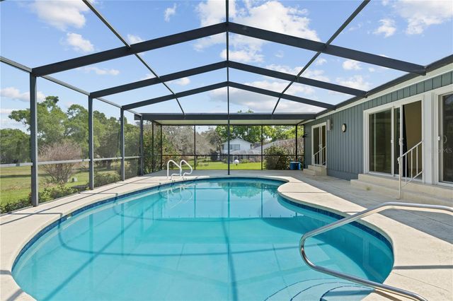 121 ARROWHEAD LANE, Haines City, FL 33844