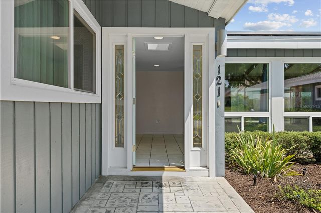 121 ARROWHEAD LANE, Haines City, FL 33844