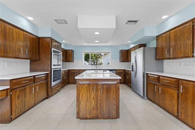 121 ARROWHEAD LANE, Haines City, FL 33844