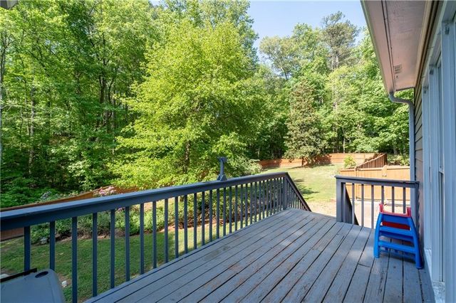 49 TIMBERLAKE Cove NE, Cartersville, GA 30121