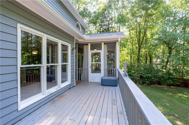 49 TIMBERLAKE Cove NE, Cartersville, GA 30121