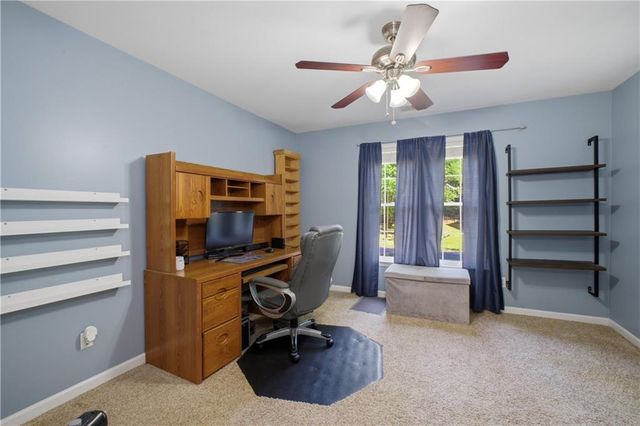 49 TIMBERLAKE Cove NE, Cartersville, GA 30121