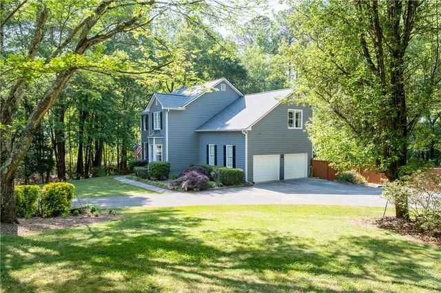 49 TIMBERLAKE Cove NE, Cartersville, GA 30121