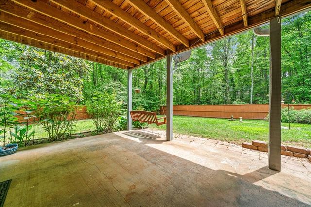 49 TIMBERLAKE Cove NE, Cartersville, GA 30121