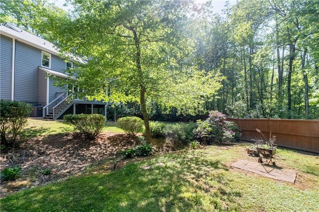49 TIMBERLAKE Cove NE, Cartersville, GA 30121