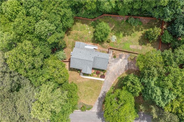 49 TIMBERLAKE Cove NE, Cartersville, GA 30121