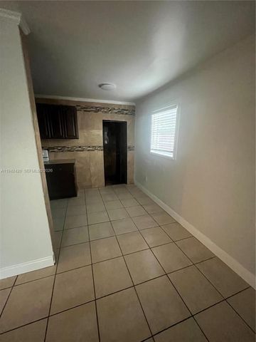 700 N 68th Way, Hollywood, FL 33024