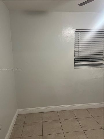 700 N 68th Way, Hollywood, FL 33024