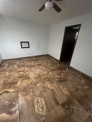 700 N 68th Way, Hollywood, FL 33024