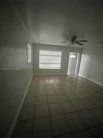 700 N 68th Way, Hollywood, FL 33024