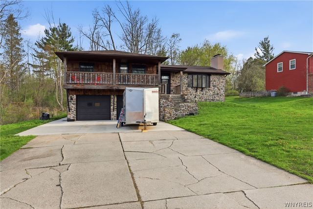 371 Elma Meadow Lane, Elma, NY 14059