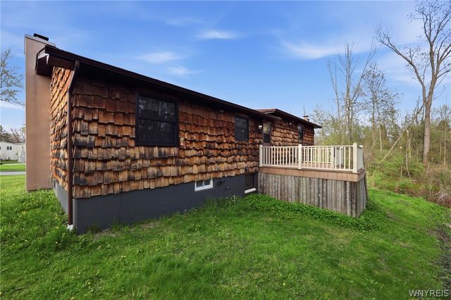 371 Elma Meadow Lane, Elma, NY 14059