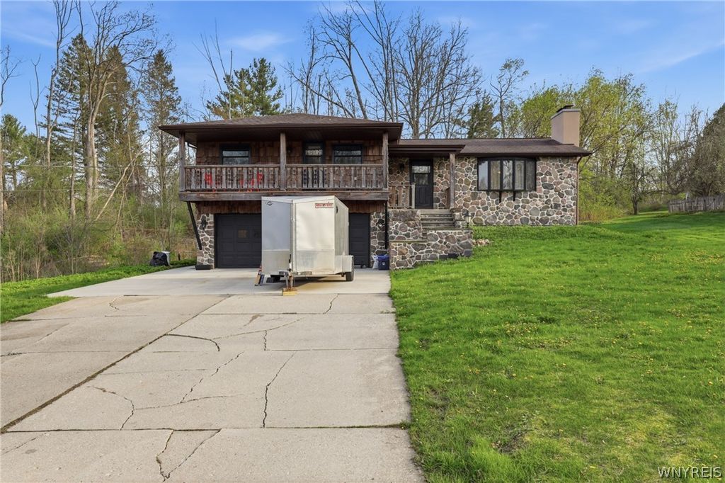 371 Elma Meadow Lane, Elma, NY 14059