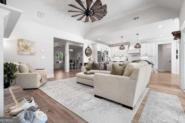 2128 Stonegate Way, Monroe, GA 30656