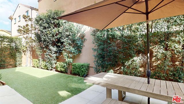 20607 W Chestnut Circle, Porter Ranch (los Angeles), CA 91326