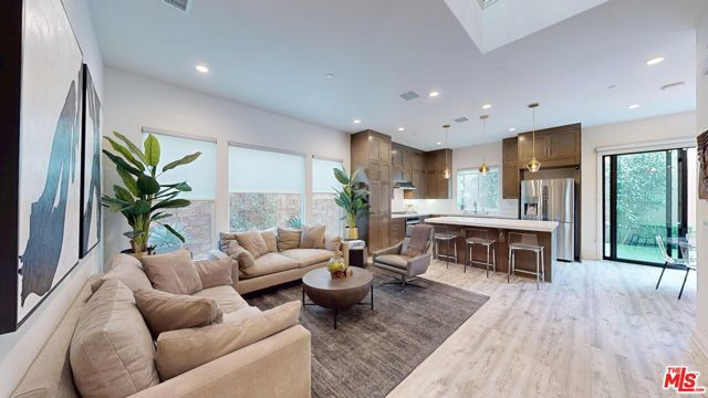 20607 W Chestnut Circle, Porter Ranch (los Angeles), CA 91326