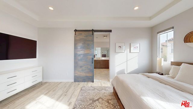 20607 W Chestnut Circle, Porter Ranch (los Angeles), CA 91326