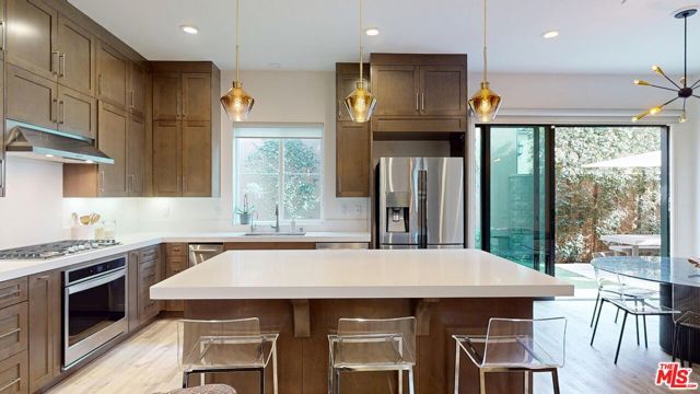 20607 W Chestnut Circle, Porter Ranch (los Angeles), CA 91326