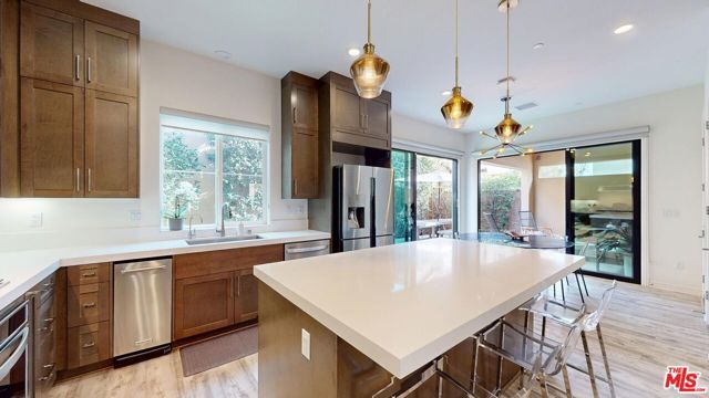 20607 W Chestnut Circle, Porter Ranch (los Angeles), CA 91326