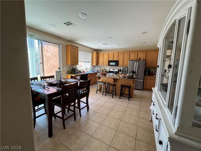 5913 Caddy Ridge Street, North Las Vegas, NV 89031