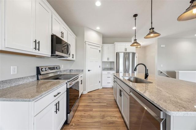 1276 200th Avenue, New Richmond, WI 54017