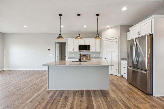 1276 200th Avenue, New Richmond, WI 54017