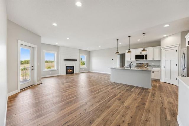 1276 200th Avenue, New Richmond, WI 54017