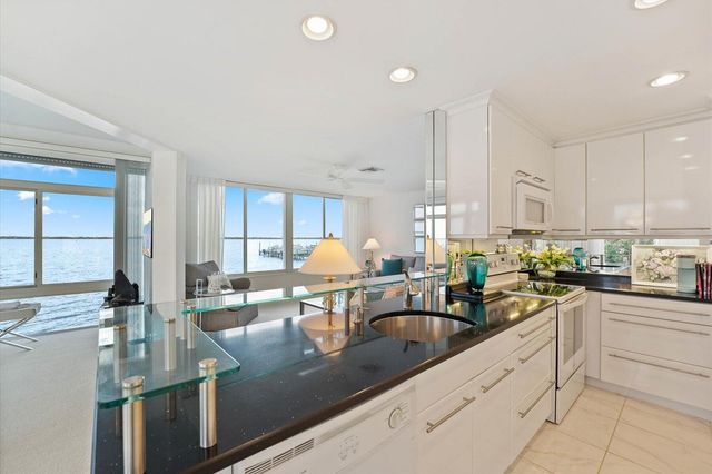 2370 NE Ocean Boulevard A203, Stuart, FL 34996