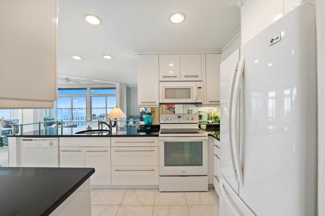 2370 NE Ocean Boulevard A203, Stuart, FL 34996