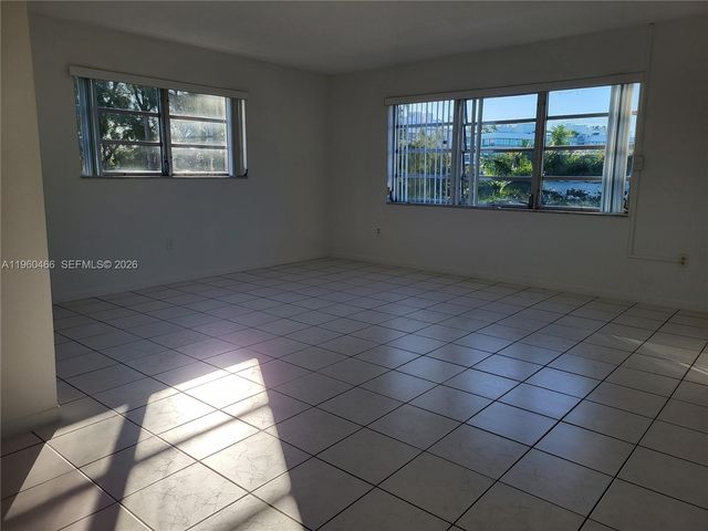 1020 94th St 503, Bay Harbor Islands, FL 33154