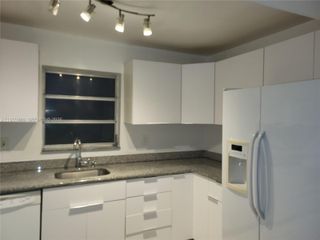 1020 94th St 503, Bay Harbor Islands, FL 33154