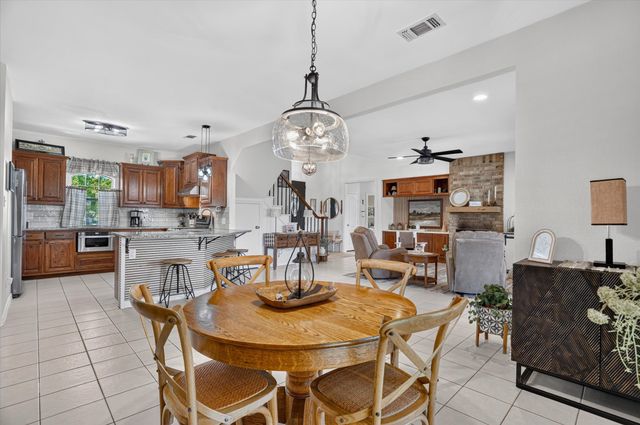 212 Dove Hill Lane, Weatherford, TX 76088